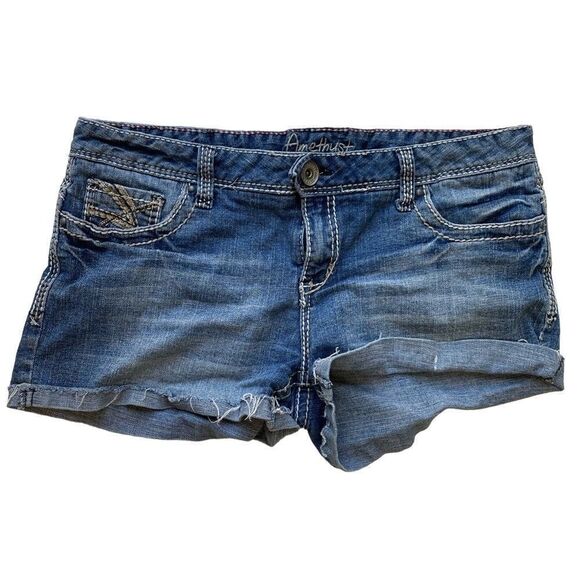Amethyst Denim Short - Women’s M - Picture 1 of 4